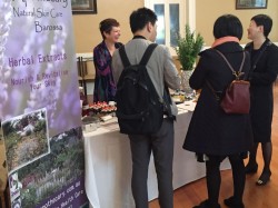 Talking with Customers - 17/11/2017.